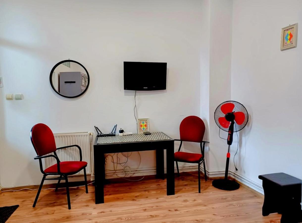 Brasov Central Studio Luaran gambar